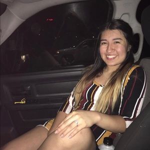 Meet your Posher, Laura